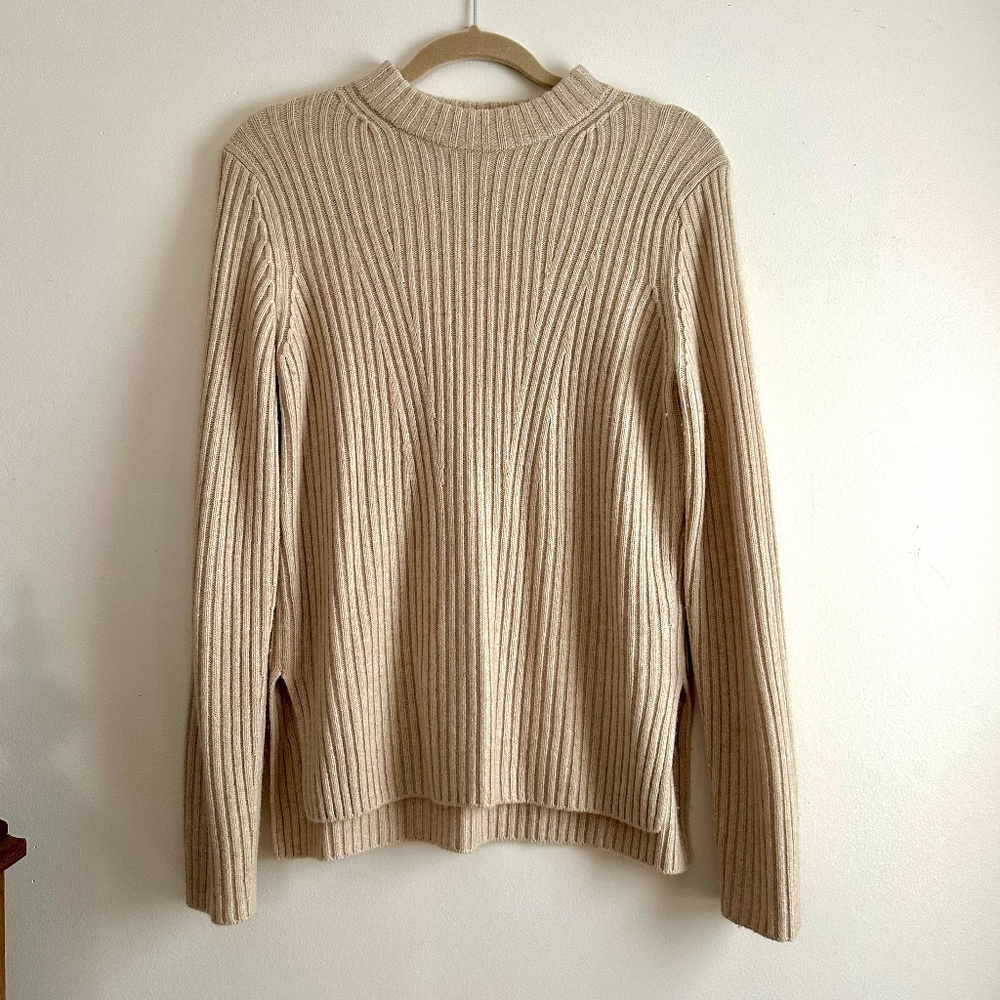 Vince • Wool‎ & Cashmere Rib Sweater in Natural